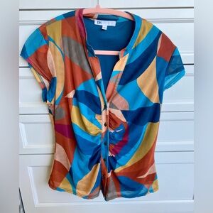 DR2 Multi color V-neck Button up Top